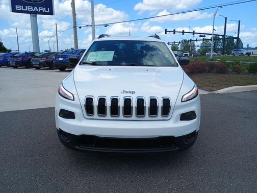 Bright White Clearcoat 2016 Jeep Cherokee Sport