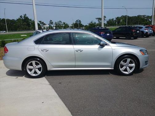 2014 Volkswagen Passat 1.8T S