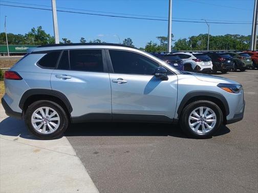 2025 Toyota Corolla Cross LE