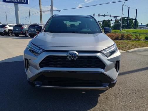 2022 Toyota RAV4 Hybrid SE