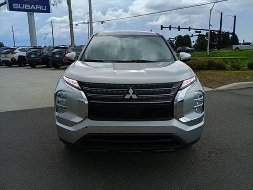 2022 Mitsubishi Outlander ES 2.5 2WD