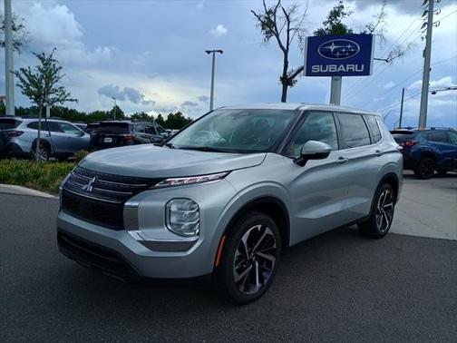 2022 Mitsubishi Outlander ES 2.5 2WD