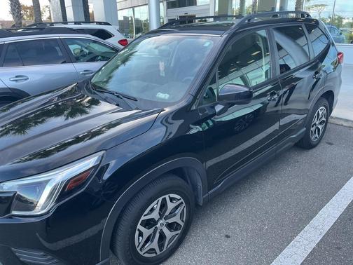 2024 Subaru Forester Premium