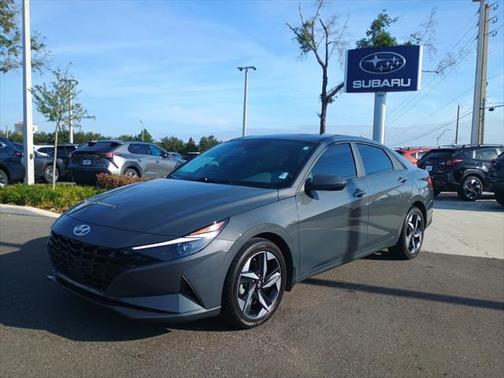 2023 Hyundai ELANTRA SEL