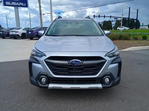 2025 Subaru Outback Touring XT