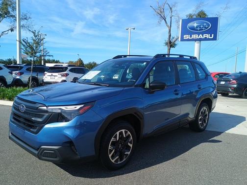 2025 Subaru Forester Base