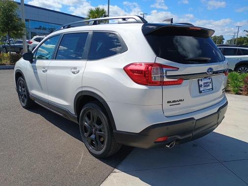 2025 Subaru Ascent Onyx Edition Touring 7-Passenger