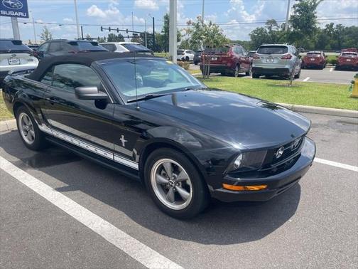 2006 Ford Mustang Deluxe