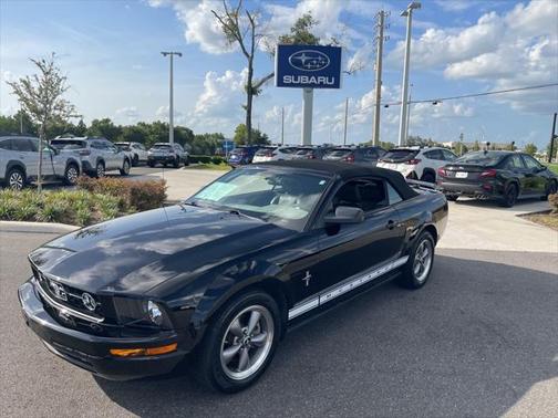 2006 Ford Mustang Deluxe