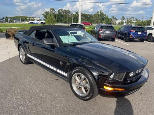 2006 Ford Mustang Deluxe