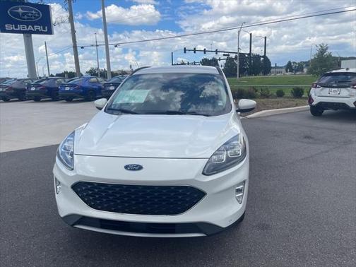 2021 Ford Escape Titanium