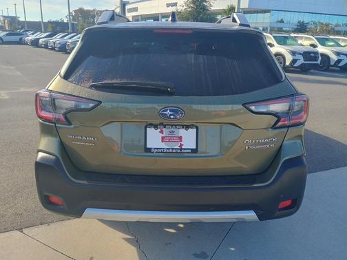 2023 Subaru Outback Touring XT