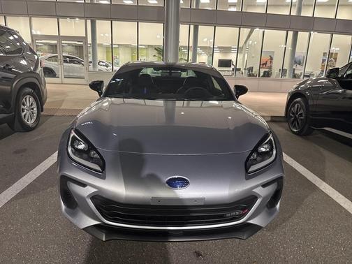 2025 Subaru BRZ tS