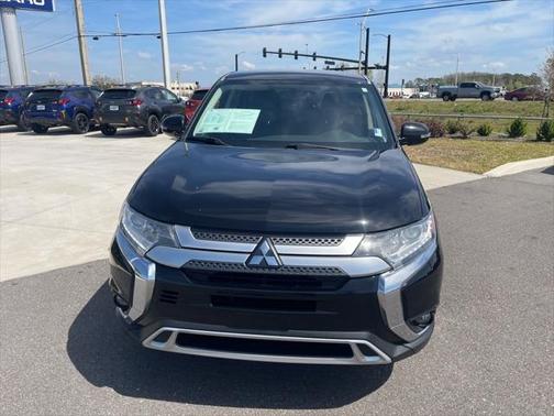 2019 Mitsubishi Outlander SE