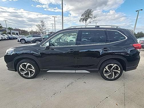2023 Subaru Forester Touring