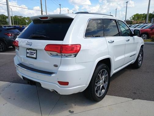 2020 Jeep Grand Cherokee Overland