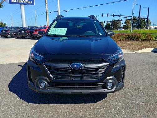 2025 Subaru Outback Base