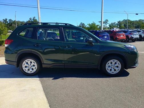 2023 Subaru Forester Base