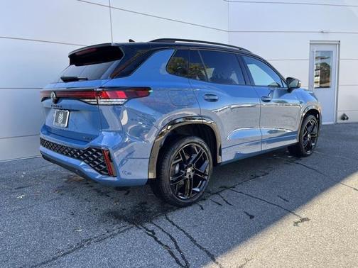 2026 Volkswagen Tiguan 2.0T SE R-Line Black 4MOTION