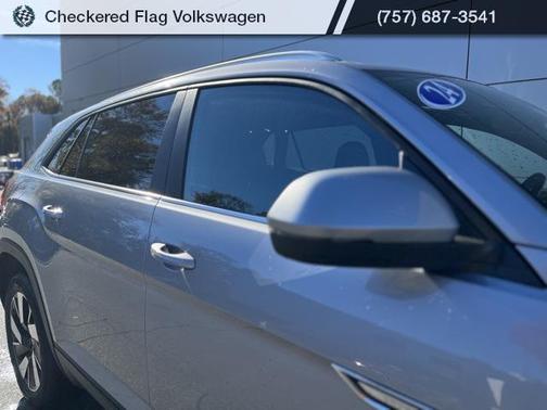 2024 Volkswagen Atlas Cross Sport 2.0T SE w/Technology