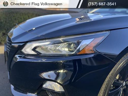 2022 Nissan Altima SR FWD