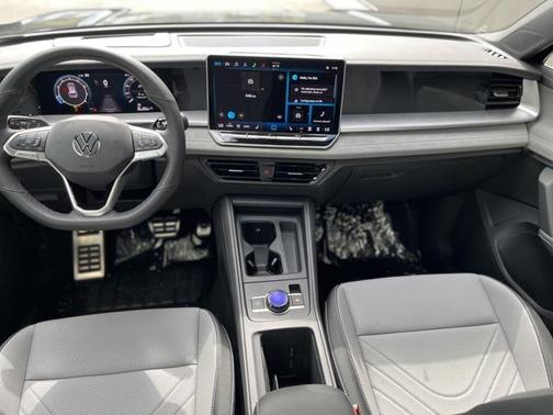 2025 Volkswagen Tiguan 2.0T SE R-Line Black 4MOTION