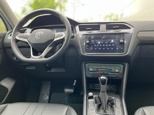 2024 Volkswagen Tiguan 2.0T SE 4MOTION