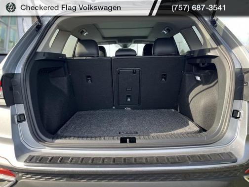 2025 Volkswagen Taos 1.5T SEL