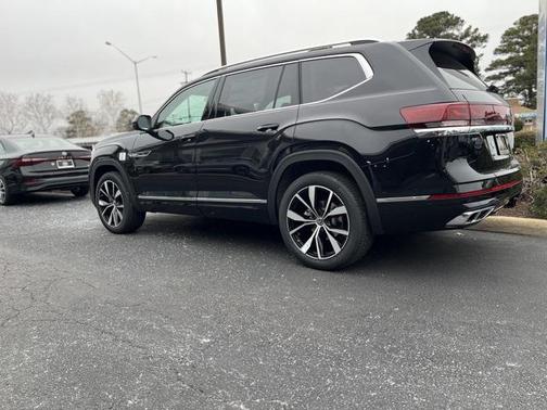 2026 Volkswagen Atlas 2.0T SEL Premium R-Line 4MOTION