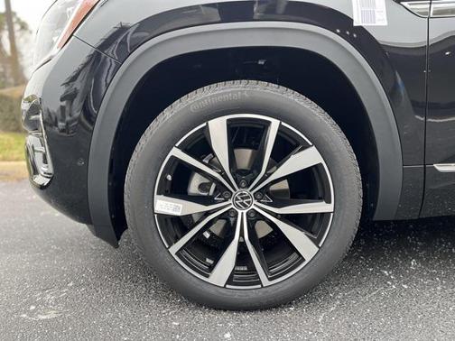 2026 Volkswagen Atlas 2.0T SEL Premium R-Line 4MOTION