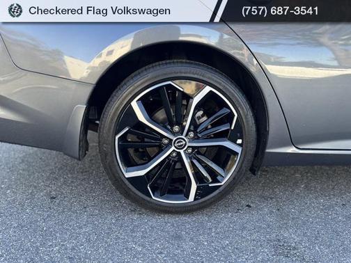 2025 Nissan Altima SR FWD