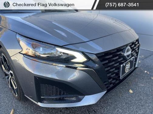 2025 Nissan Altima SR FWD