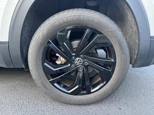 2023 Volkswagen Atlas 3.6L SE w/Technology