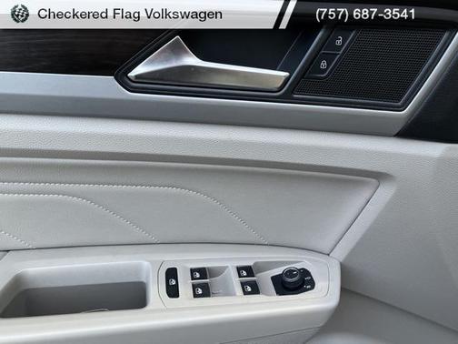 2023 Volkswagen Atlas 3.6L SE w/Technology