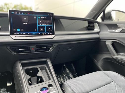 2025 Volkswagen Tiguan 2.0T SE R-Line Black 4MOTION