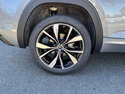 2026 Volkswagen Atlas Cross Sport 2.0T SEL Premium