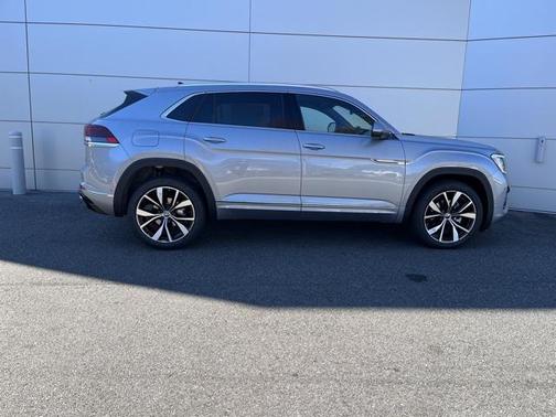 2026 Volkswagen Atlas Cross Sport 2.0T SEL Premium