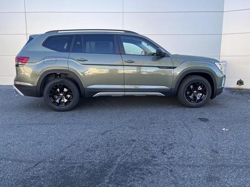 2026 Volkswagen Atlas 2.0T Peak Edition