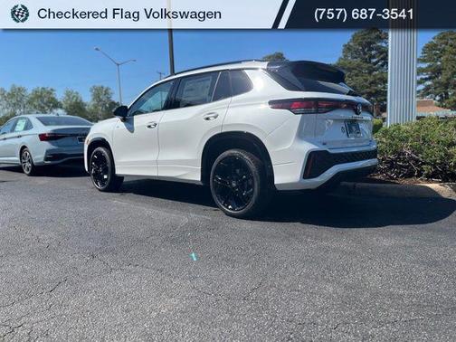 White 2026 Volkswagen Tiguan 2.0T SE R-Line Black 4MOTION