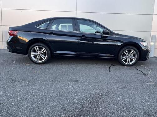 2022 Volkswagen Jetta 1.5T SE