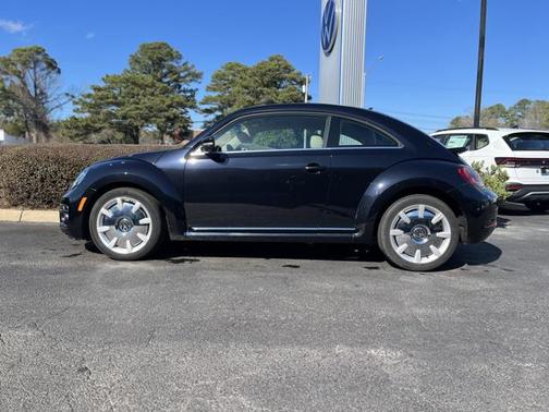 2019 Volkswagen Beetle 2.0T SE