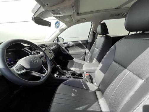 2024 Volkswagen Tiguan 2.0T SE 4MOTION