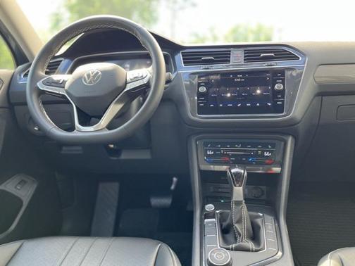 2024 Volkswagen Tiguan 2.0T SE 4MOTION