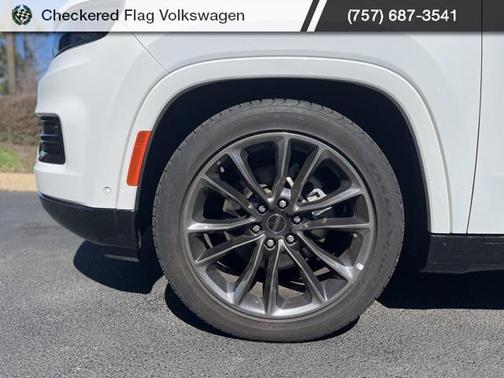 2024 Jeep Grand Wagoneer L Series II 4x4