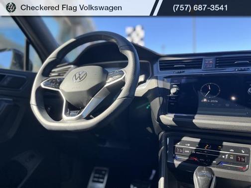 2024 Volkswagen Tiguan 2.0T SE R-Line Black