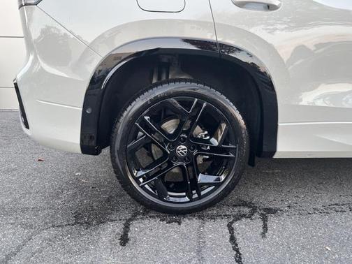 2026 Volkswagen Tiguan 2.0T SE R-Line Black 4MOTION