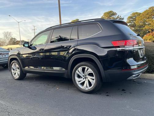 2022 Volkswagen Atlas 2.0T SE w/Technology