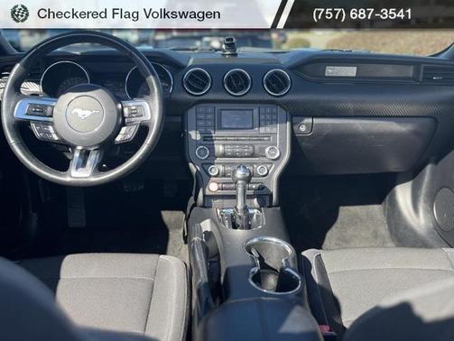 2016 Ford Mustang V6