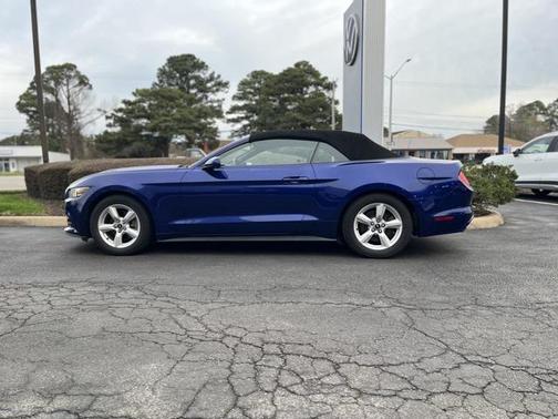 2016 Ford Mustang V6