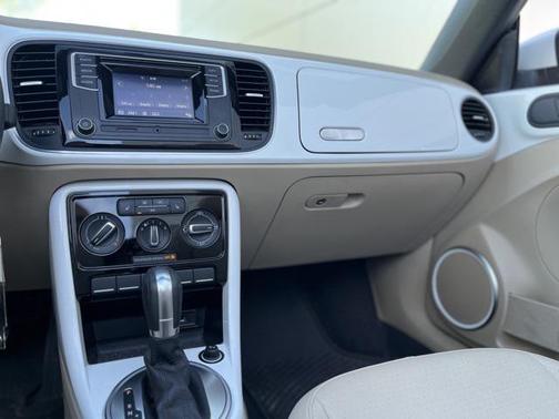 2019 Volkswagen Beetle 2.0T S